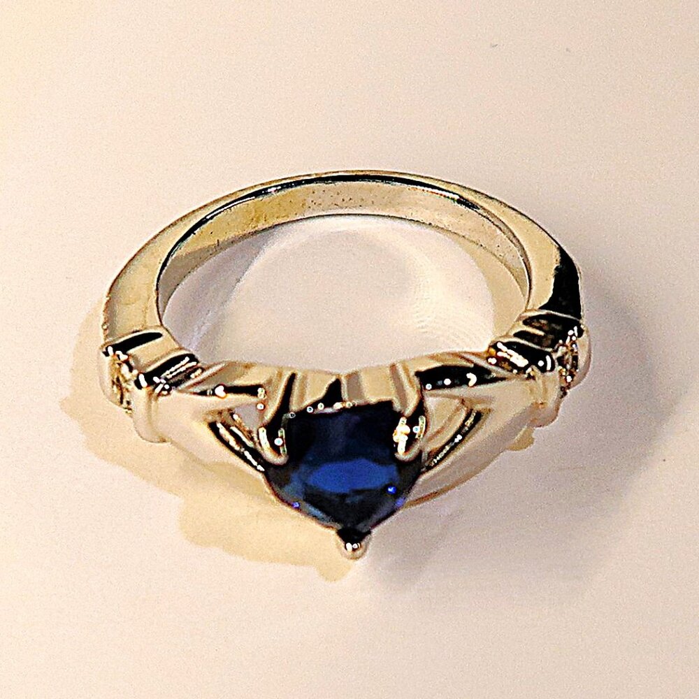 Tell the Surgeon Not to Drop It Silver Tone Ring Hands Holding My Blue Heart - Picture 4 of 9